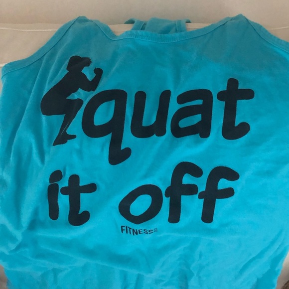 12 gym tanks for the price of 2! - Picture 5 of 8